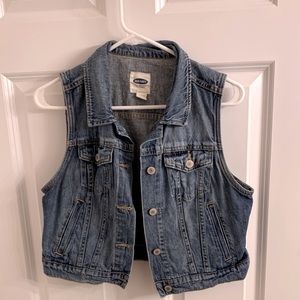 Jean Vest